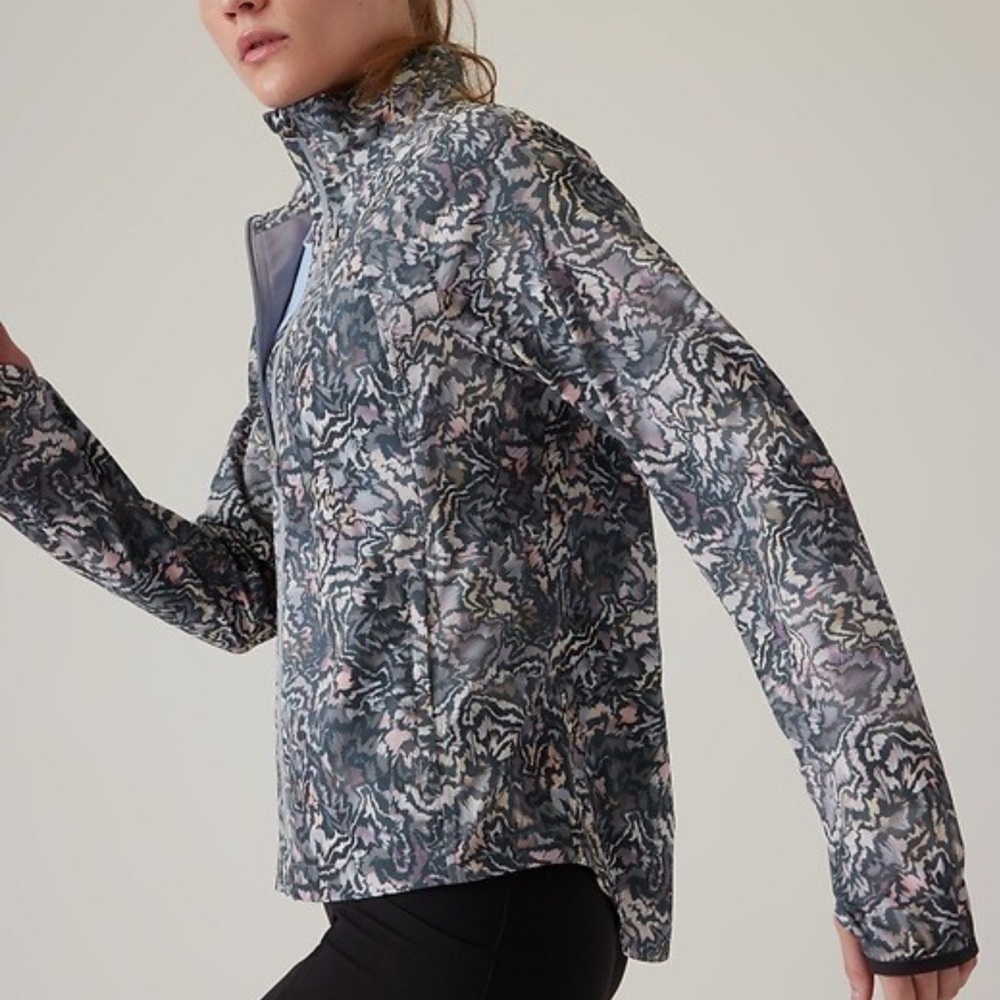 Athleta Run With It Jacket Kinetic Abstract Large Athletic Gym Workout Pockets